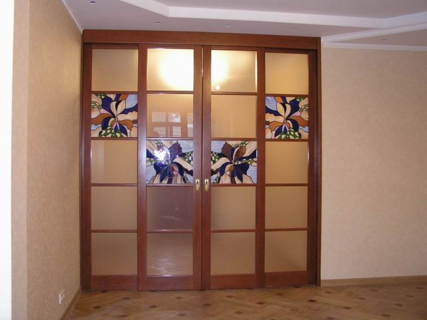 Перегородка с цветными стеклянными вставками Каменск-Шахтинский