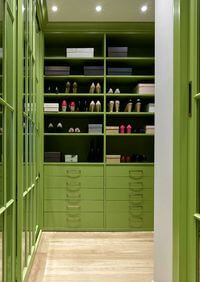 Г-образная гардеробная комната в зеленом цвете Каменск-Шахтинский